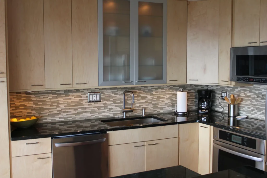 Natural Maple Kitchen Cabinets