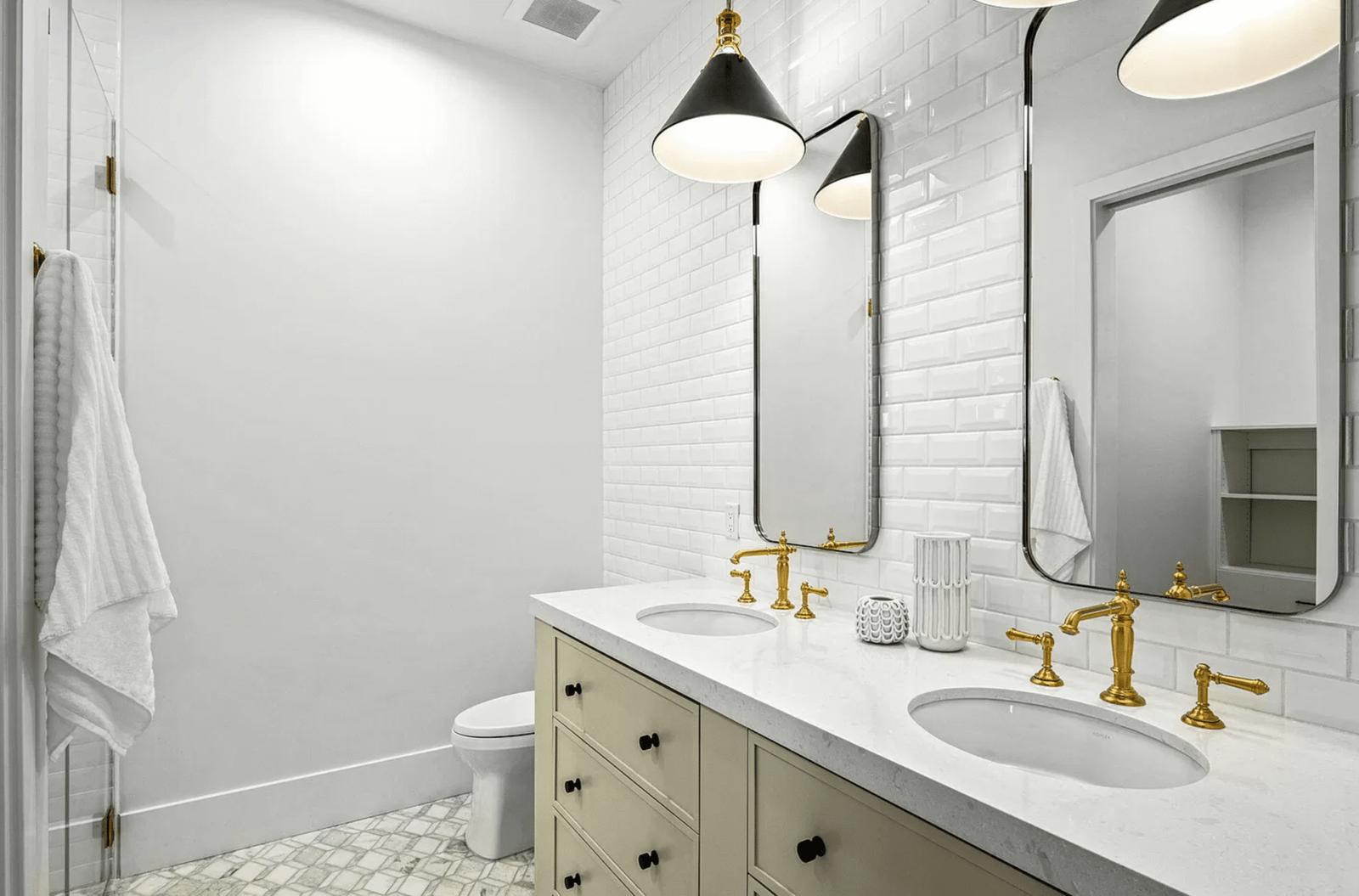 bathroom remodeling Centennial